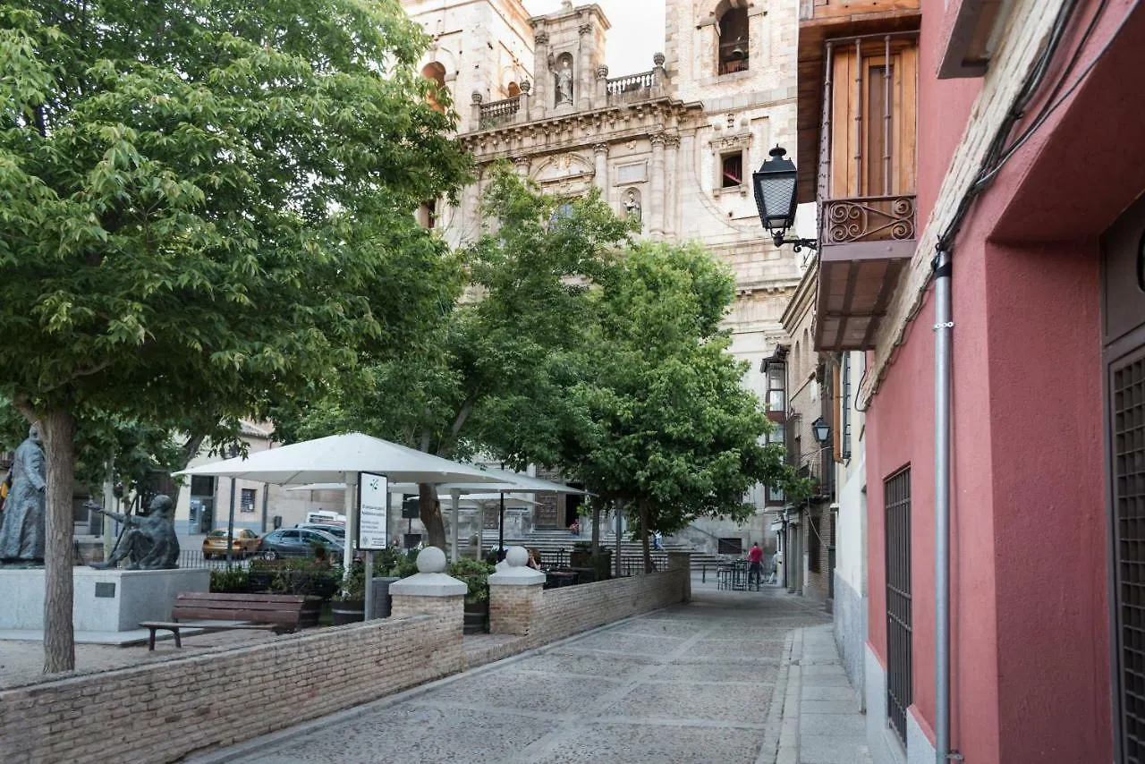 La Dama Del Jardin Del Nuncio Apartment Toledo 0*,